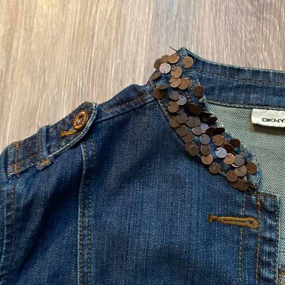 Vintage DKNY Dark Wash Denim Jean Jacket Large Grunge Indie Sleaze 90s Y2K Glam - Picture 4 of 7